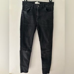 H&M women’s black jeans